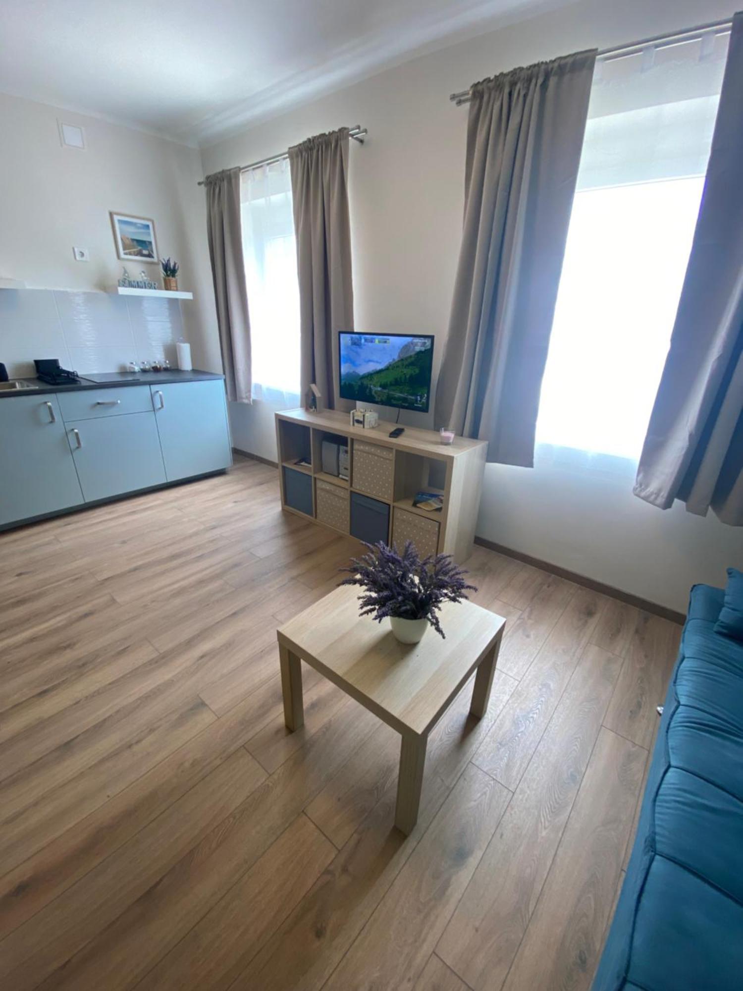 Azur Panorama Apartman Alsóörs 外观 照片